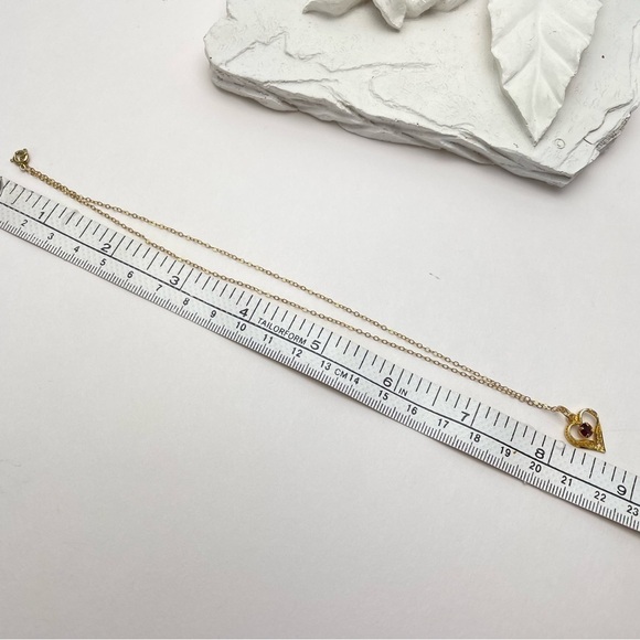 VINTAGE Heart Faux Ruby July Birthstone Necklace - Picture 5 of 11